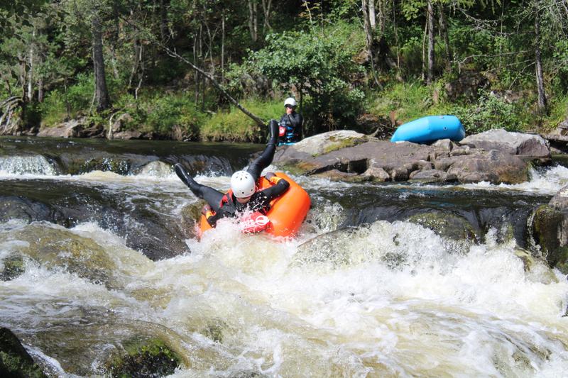 adventure river tubing on the river tummel